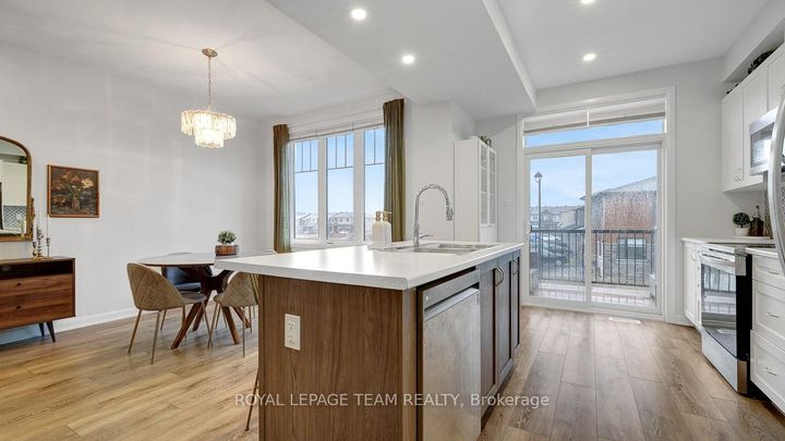 Photo 12 at 520 Aglish Mews, Nepean (Half Moon Bay), Ottawa