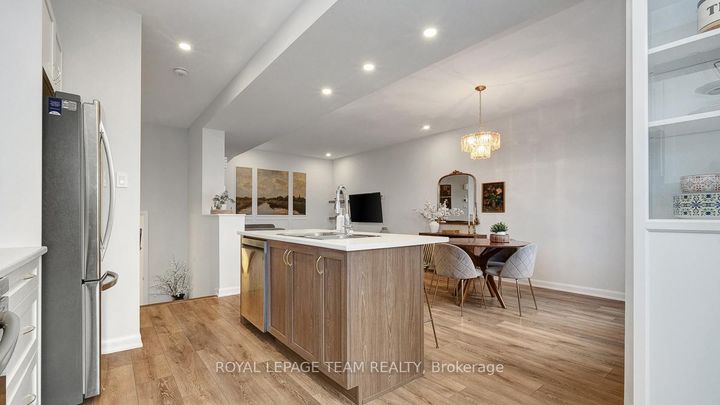 Photo 14 at 520 Aglish Mews, Nepean (Half Moon Bay), Ottawa