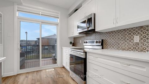 Photo 13 at 520 Aglish Mews, Nepean (Half Moon Bay), Ottawa