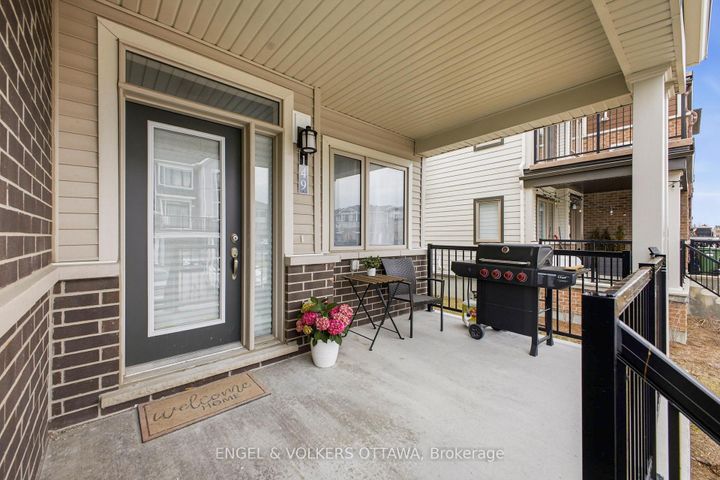 Photo 1 at 44 - 149 Anthracite Private, Nepean (Heritage Park), Ottawa