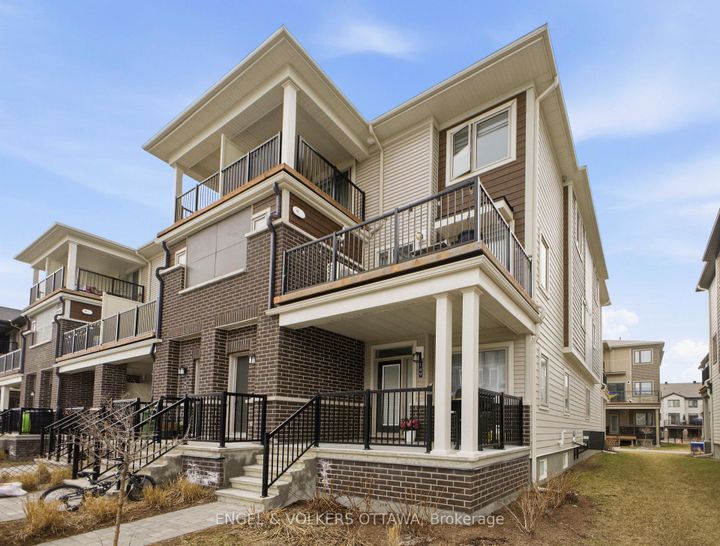 Photo 18 at 44 - 149 Anthracite Private, Nepean (Heritage Park), Ottawa