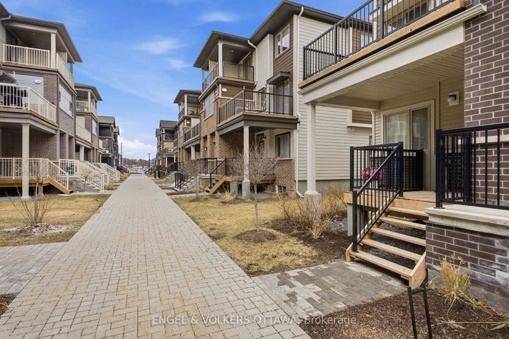 Photo 21 at 44 - 149 Anthracite Private, Nepean (Heritage Park), Ottawa