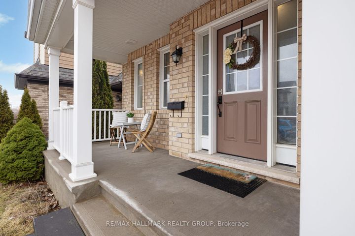 Photo 1 at 529 Dundonald Drive, Nepean (Half Moon Bay), Ottawa