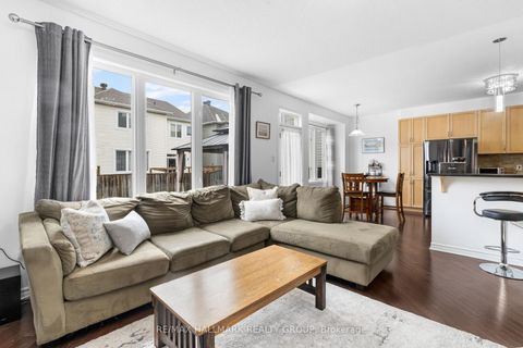 Photo 11 at 529 Dundonald Drive, Nepean (Half Moon Bay), Ottawa