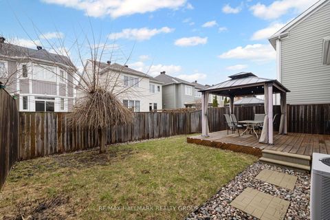 Photo 29 at 529 Dundonald Drive, Nepean (Half Moon Bay), Ottawa