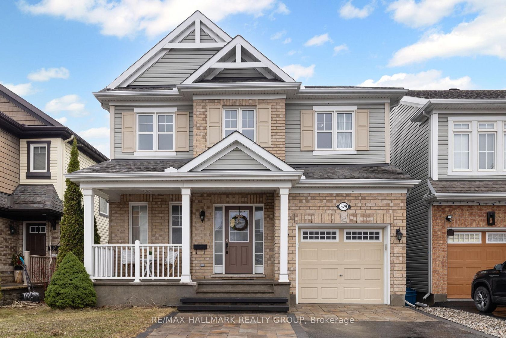 529 Dundonald Drive, Nepean (Half Moon Bay), Ottawa 
