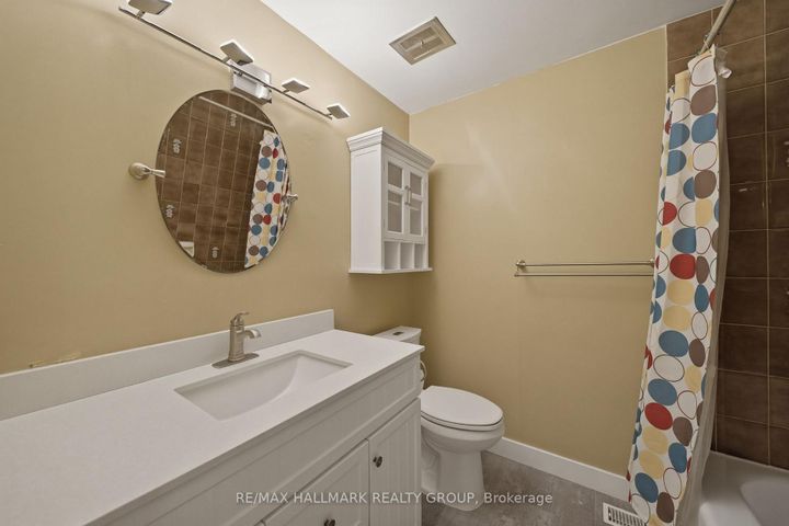 Photo 12 at 69 Woodmount Crescent, Nepean (Borden Farm/Stewart Farm/Carleton Heights/Parkwood Hills), Ottawa