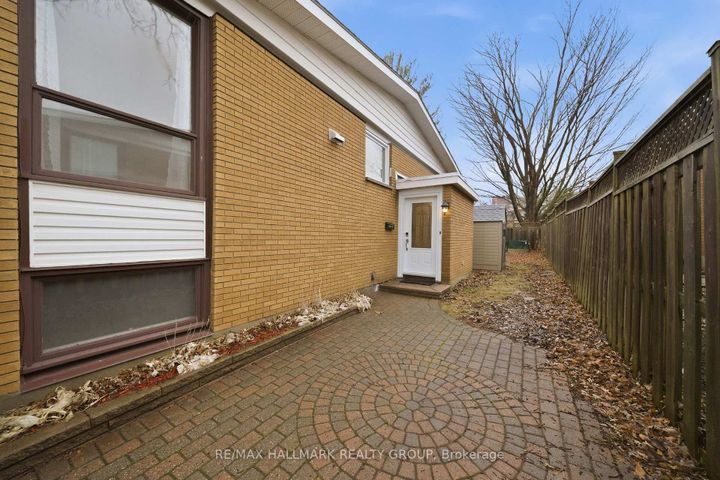 Photo 33 at 69 Woodmount Crescent, Nepean (Borden Farm/Stewart Farm/Carleton Heights/Parkwood Hills), Ottawa