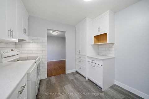 Photo 4 at 69 Woodmount Crescent, Nepean (Borden Farm/Stewart Farm/Carleton Heights/Parkwood Hills), Ottawa