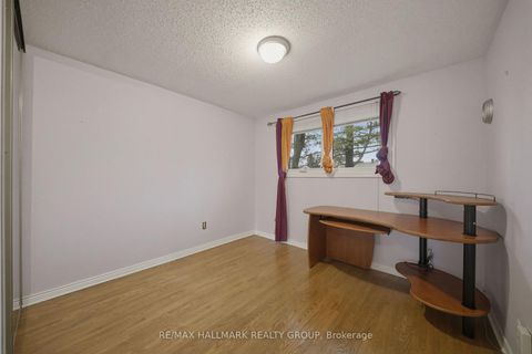 Photo 14 at 69 Woodmount Crescent, Nepean (Borden Farm/Stewart Farm/Carleton Heights/Parkwood Hills), Ottawa