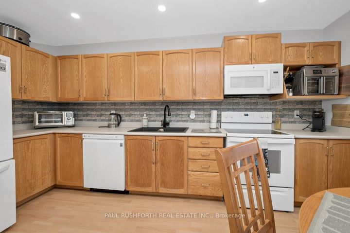 Photo 13 at 109 Woodpark Way, Nepean (Longfields), Ottawa