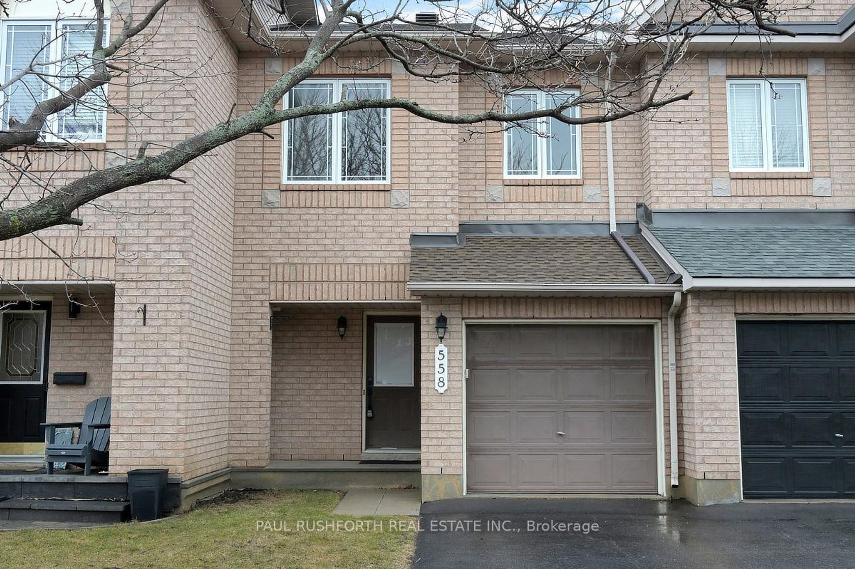 558 Louis Toscano Drive, Avalon East, Orleans 2
