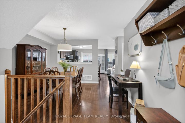 Photo 3 at 3117 Burritts Rapids Place, Nepean (Half Moon Bay), Ottawa