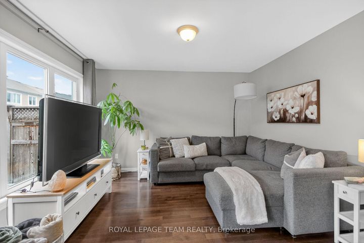 Photo 6 at 3117 Burritts Rapids Place, Nepean (Half Moon Bay), Ottawa