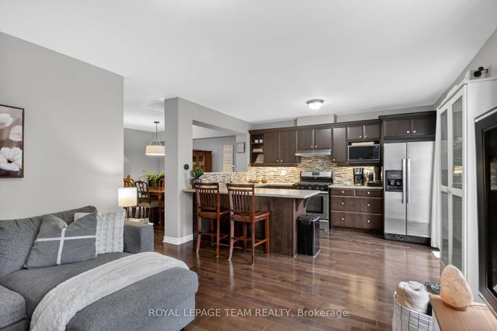 Photo 7 at 3117 Burritts Rapids Place, Nepean (Half Moon Bay), Ottawa