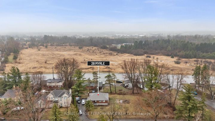 Photo 2 at 28 Myrle Avenue, Nepean (Crystal Bay/Rocky Point), Ottawa