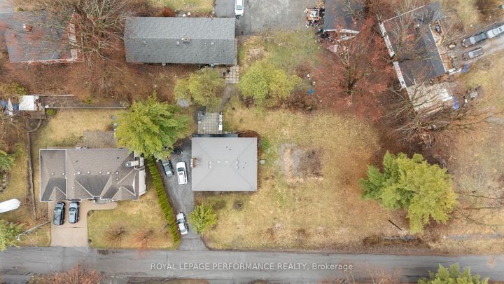 Photo 9 at 28 Myrle Avenue, Nepean (Crystal Bay/Rocky Point), Ottawa