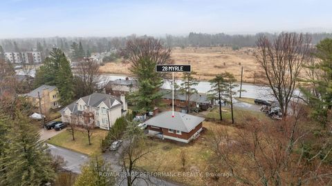 Photo 1 at 28 Myrle Avenue, Nepean (Crystal Bay/Rocky Point), Ottawa