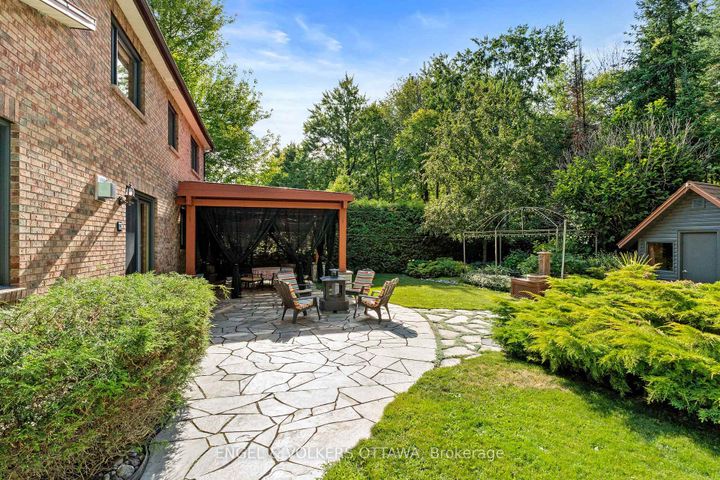 Photo 39 at 37 Revol Road, Nepean (Merivale Gardens), Ottawa