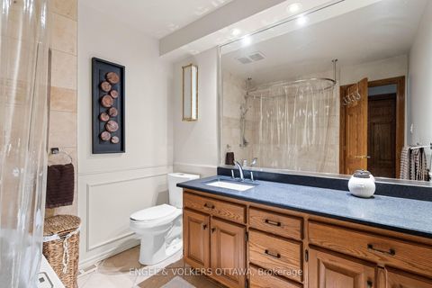 Photo 17 at 37 Revol Road, Nepean (Merivale Gardens), Ottawa