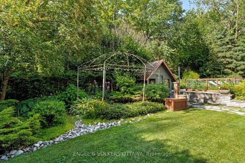 Photo 38 at 37 Revol Road, Nepean (Merivale Gardens), Ottawa