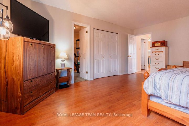 Photo 28 at 16 Pickwick Drive, Nepean (Cedargrove/Fraserdale), Ottawa