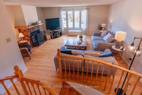 Photo 18 at 16 Pickwick Drive, Nepean (Cedargrove/Fraserdale), Ottawa