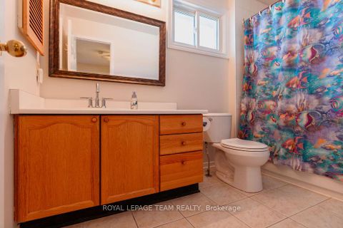 Photo 25 at 16 Pickwick Drive, Nepean (Cedargrove/Fraserdale), Ottawa