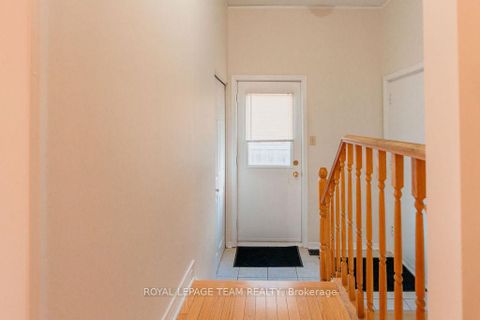 Photo 30 at 16 Pickwick Drive, Nepean (Cedargrove/Fraserdale), Ottawa