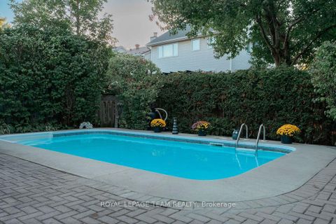 Photo 34 at 16 Pickwick Drive, Nepean (Cedargrove/Fraserdale), Ottawa