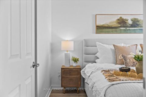 Photo 38 at 78 Lyrid Private, Nepean (Half Moon Bay), Ottawa