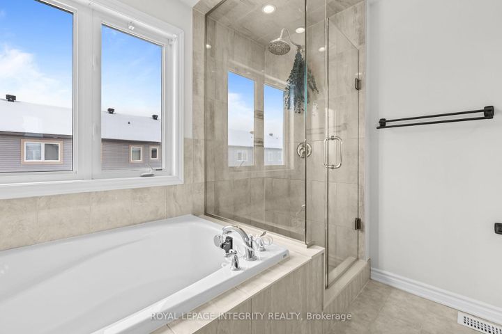 Photo 13 at 2435 River Mist Road, Nepean (Half Moon Bay), Ottawa