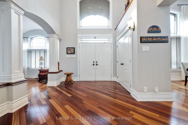 Photo 5 at 453 Rahul Crescent, Nepean (Mooneys Bay), Ottawa