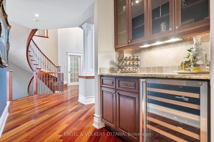 Photo 12 at 453 Rahul Crescent, Nepean (Mooneys Bay), Ottawa