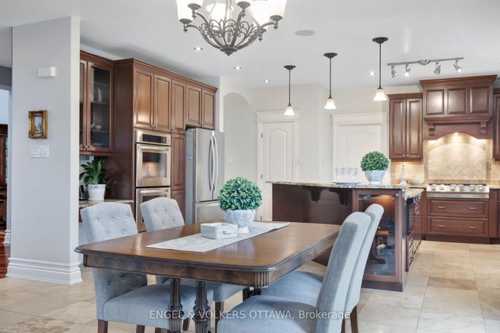 Photo 17 at 453 Rahul Crescent, Nepean (Mooneys Bay), Ottawa