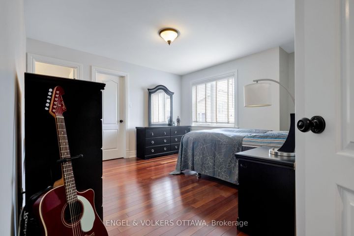Photo 34 at 453 Rahul Crescent, Nepean (Mooneys Bay), Ottawa