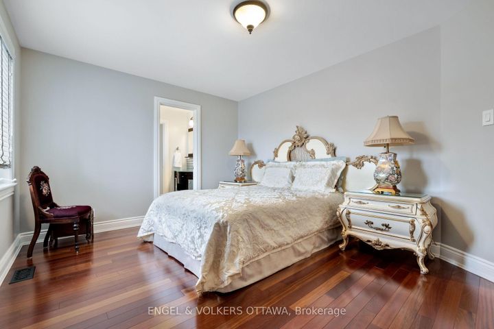 Photo 37 at 453 Rahul Crescent, Nepean (Mooneys Bay), Ottawa