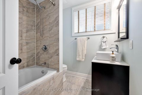 Photo 42 at 453 Rahul Crescent, Nepean (Mooneys Bay), Ottawa