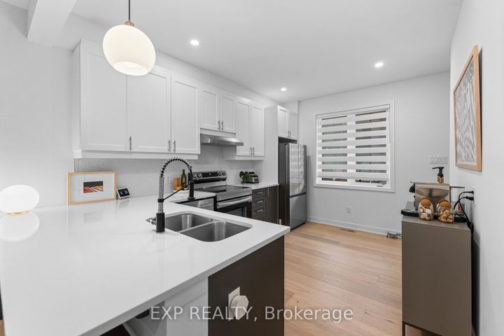 Photo 17 at 720 Hydrus Private, Nepean (Half Moon Bay), Ottawa