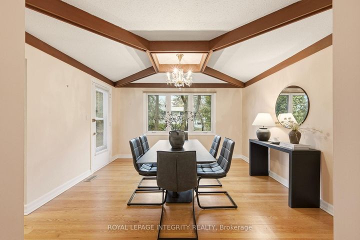 Photo 10 at 68 Beaver Ridge, Nepean (City View/Skyline/Fisher Heights/Parkwood Hills), Ottawa