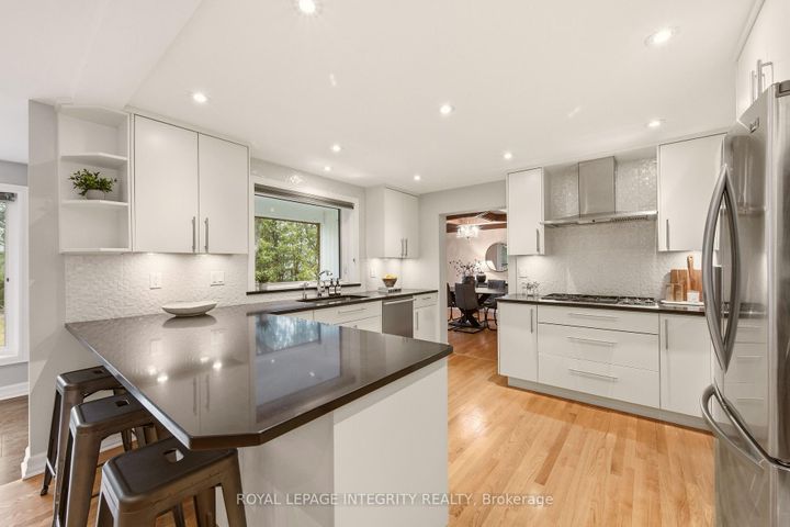 Photo 14 at 68 Beaver Ridge, Nepean (City View/Skyline/Fisher Heights/Parkwood Hills), Ottawa
