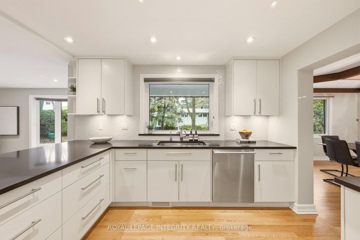 Photo 18 at 68 Beaver Ridge, Nepean (City View/Skyline/Fisher Heights/Parkwood Hills), Ottawa