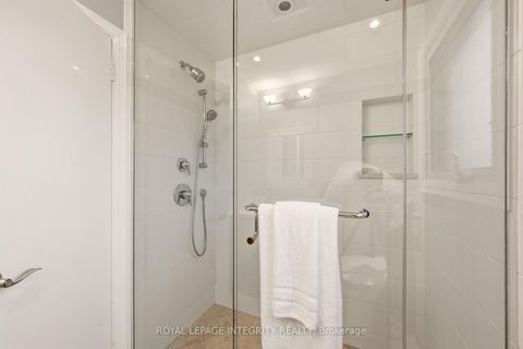 Photo 38 at 68 Beaver Ridge, Nepean (City View/Skyline/Fisher Heights/Parkwood Hills), Ottawa