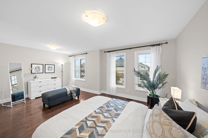 Photo 16 at 278 Fergus Crescent, Nepean (Cedargrove/Fraserdale), Ottawa