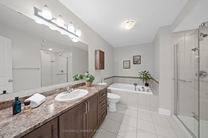 Photo 18 at 278 Fergus Crescent, Nepean (Cedargrove/Fraserdale), Ottawa