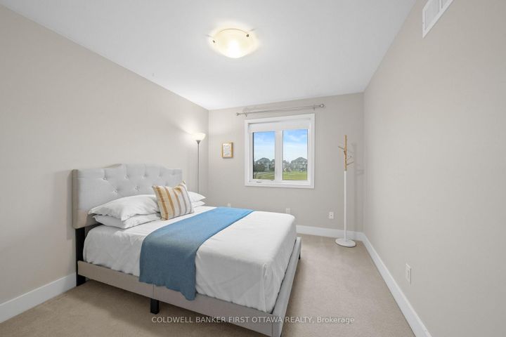 Photo 20 at 278 Fergus Crescent, Nepean (Cedargrove/Fraserdale), Ottawa