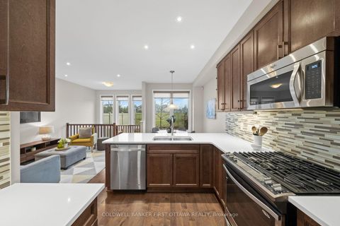 Photo 10 at 278 Fergus Crescent, Nepean (Cedargrove/Fraserdale), Ottawa