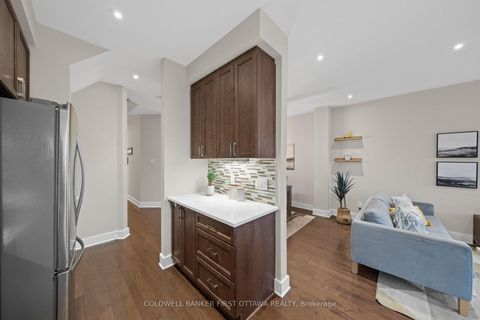 Photo 11 at 278 Fergus Crescent, Nepean (Cedargrove/Fraserdale), Ottawa