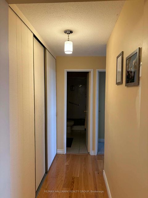 Photo 8 at 1217 - 20 Chesterton Drive, Nepean (Borden Farm/Stewart Farm/Carleton Heights/Parkwood Hills), Ottawa