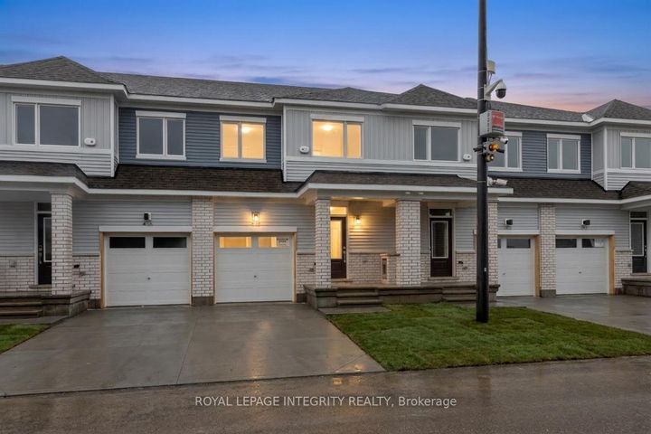 Photo 0 at 418 Les Emmerson Drive, Nepean (Heritage Park), Ottawa